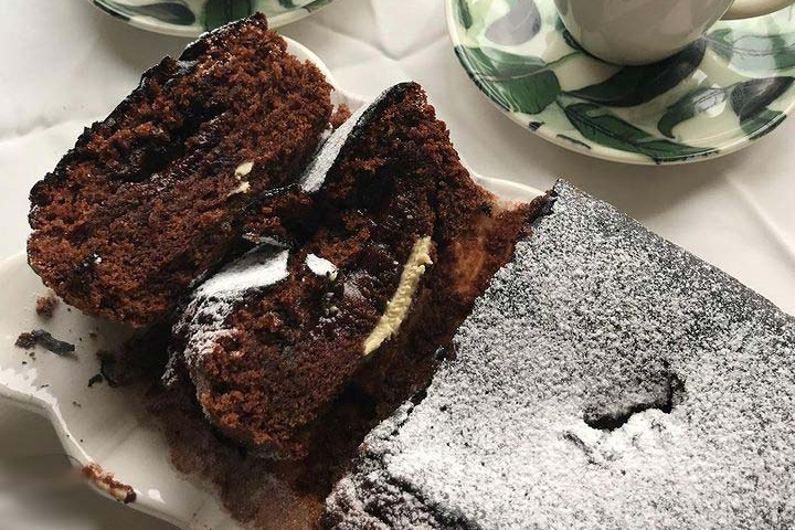 En Güzel Haliyle: Beyaz Çikolata Sürprizli Brownie