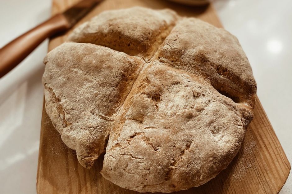 Evde Sıcacık Ekmek Kokusu: Kefirli Ekmek