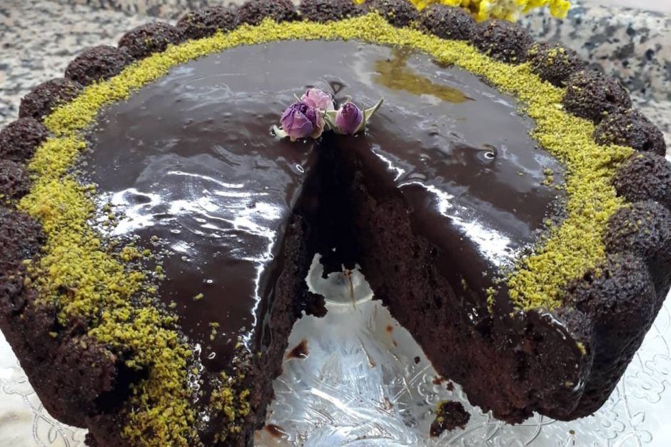 Islak Islak: Bol Çikolatalı Kek